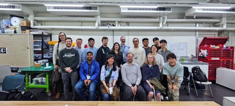 Group picture in a lab. 